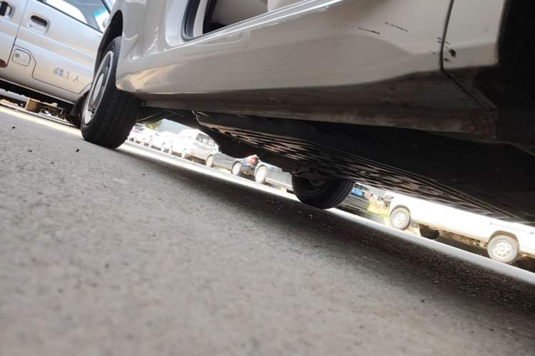 Used Wuling Hongguang MINIEV 2024 3rd Generation 215km Youth Edition Right Side Sill