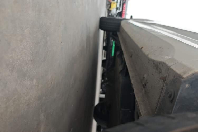 Used Wuling Hongguang MINIEV 2024 3rd Generation 215km Youth Edition Right Side Sill