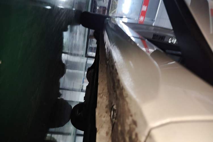 Used Wuling Hongguang MINIEV 2024 3rd Generation 215km Youth Edition Right Side Sill