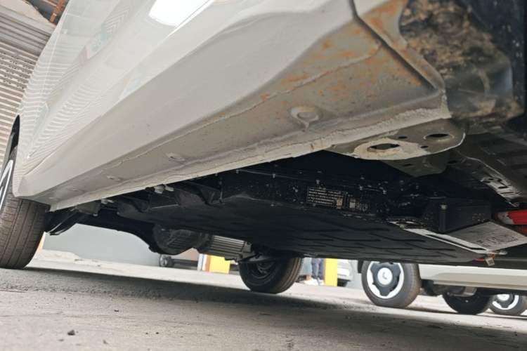 Used Wuling Hongguang MINIEV 2024 3rd Generation 215km Youth Edition Right Side Sill