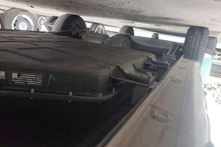 Used Wuling Hongguang MINIEV 2024 3rd Generation 215km Youth Edition Right Side Sill