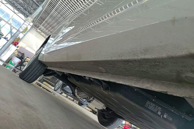 Used Wuling Hongguang MINIEV 2024 3rd Generation 215km Youth Edition Right Side Sill