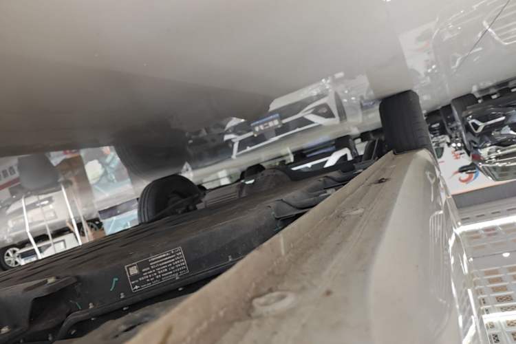 Used Wuling Hongguang MINIEV 2024 3rd Generation 215km Youth Edition Right Side Sill