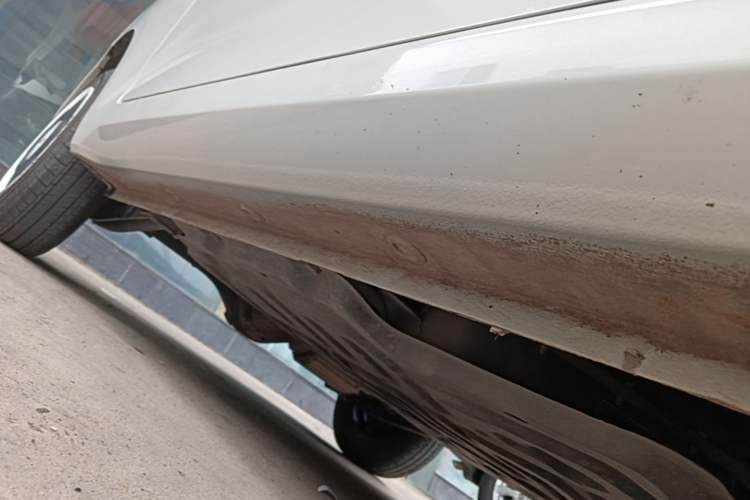Used Wuling Hongguang MINIEV 2024 3rd Generation 215km Youth Edition Right Side Sill