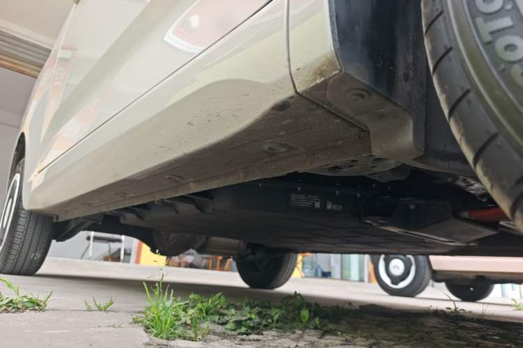 Used Wuling Hongguang MINIEV 2024 3rd Generation 215km Youth Edition Right Side Sill