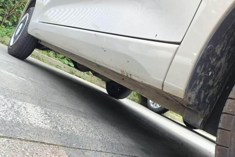 Used Wuling Hongguang MINIEV 2024 3rd Generation 215km Youth Edition Right Side Sill