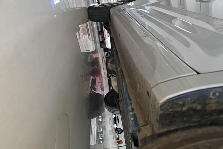 Used Wuling Hongguang MINIEV 2024 3rd Generation 215km Youth Edition Right Side Sill
