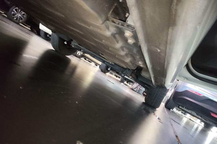 Used Wuling Hongguang MINIEV 2024 3rd Generation 215km Advanced Version Right Side Sill