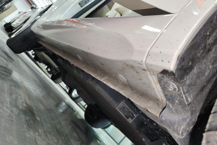 Used Wuling Hongguang MINIEV 2024 3rd Generation 215km Youth Edition Right Side Sill