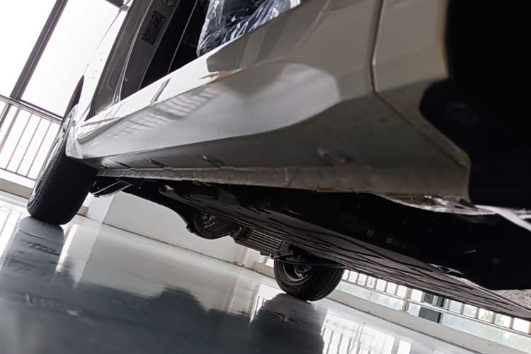 Used Wuling Hongguang MINIEV 2024 3rd Generation 215km Youth Edition Right Side Sill