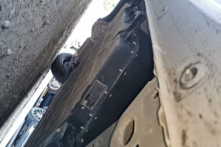 Used Wuling Hongguang MINIEV 2024 3rd Generation 215km Advanced Version Right Side Sill