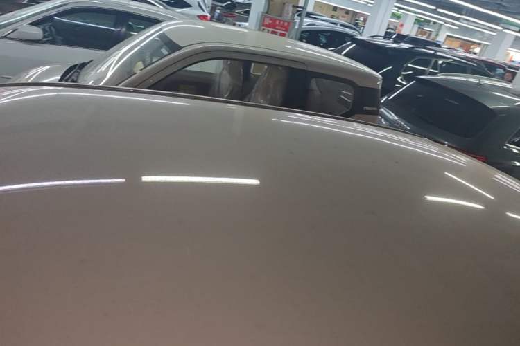 Used Wuling Hongguang MINIEV 2024 3rd Generation 215km Youth Edition Roof