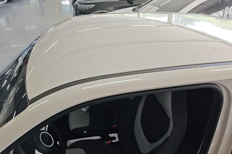 Used Wuling Hongguang MINIEV 2024 3rd Generation 215km Youth Edition Roof