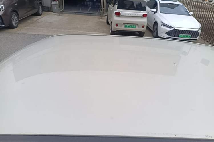 Used Wuling Hongguang MINIEV 2024 3rd Generation 215km Youth Edition Roof