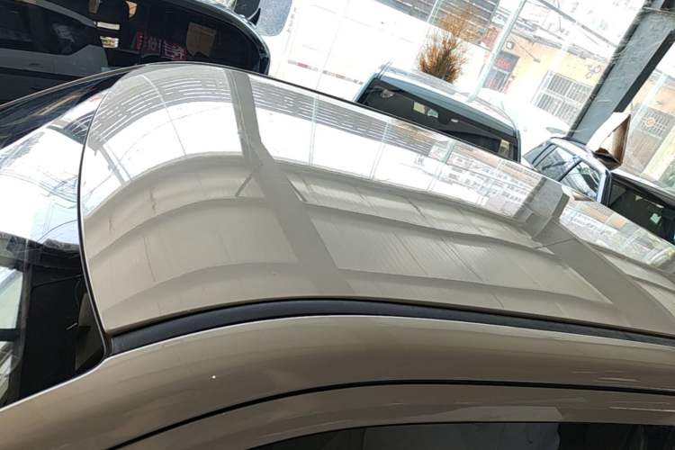 Used Wuling Hongguang MINIEV 2024 3rd Generation 215km Youth Edition Roof