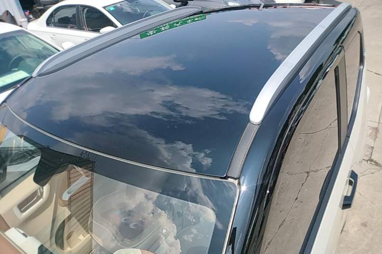Used Wuling Hongguang MINIEV 2024 3rd Generation 215km Youth Edition Roof