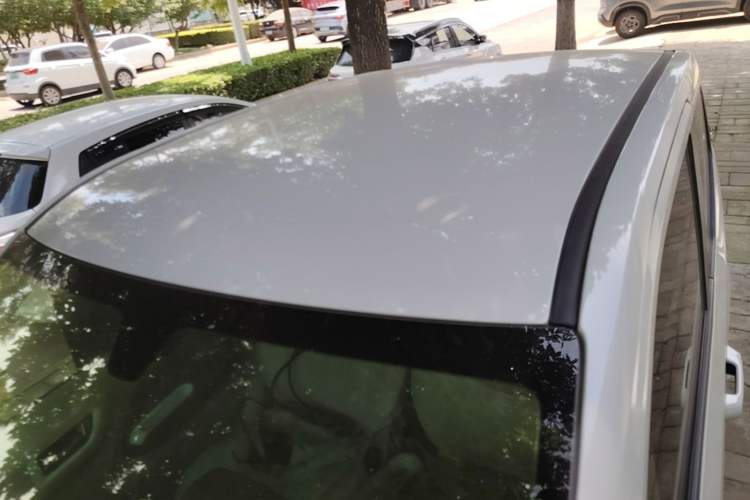 Used Wuling Hongguang MINIEV 2024 3rd Generation 215km Youth Edition Roof