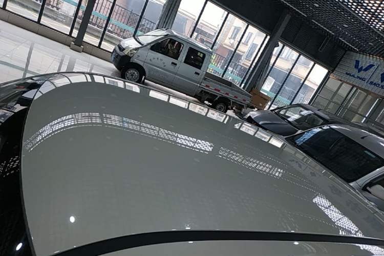 Used Wuling Hongguang MINIEV 2024 3rd Generation 215km Youth Edition Roof