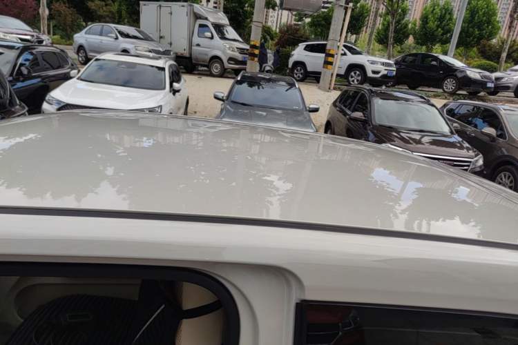Used Wuling Hongguang MINIEV 2024 3rd Generation 215km Youth Edition Roof