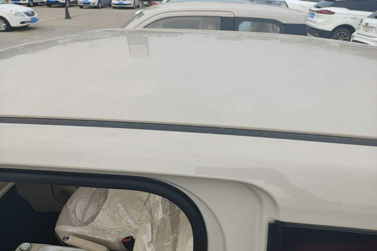 Used Wuling Hongguang MINIEV 2024 3rd Generation 215km Youth Edition Roof