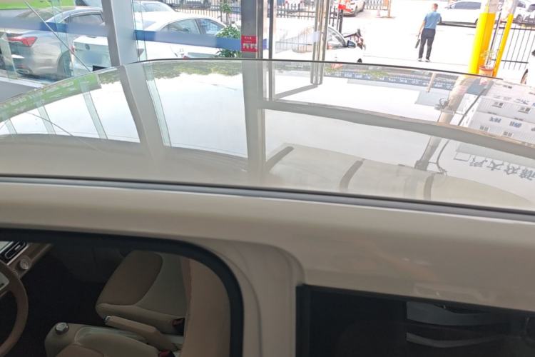 Used Wuling Hongguang MINIEV 2024 3rd Generation 215km Youth Edition Roof