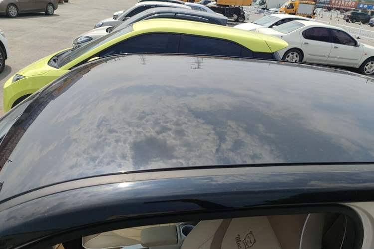 Used Wuling Hongguang MINIEV 2024 3rd Generation 215km Youth Edition Roof