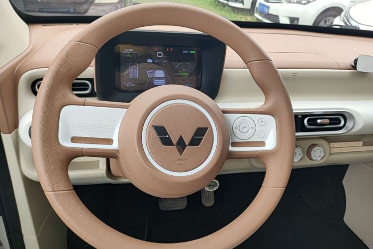 Used Wuling Hongguang MINIEV 2024 3rd Generation 215km Youth Edition Steering Wheel