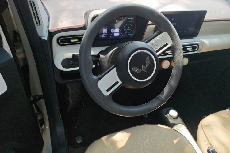 Used Wuling Hongguang MINIEV 2024 3rd Generation 170 km Steering Wheel