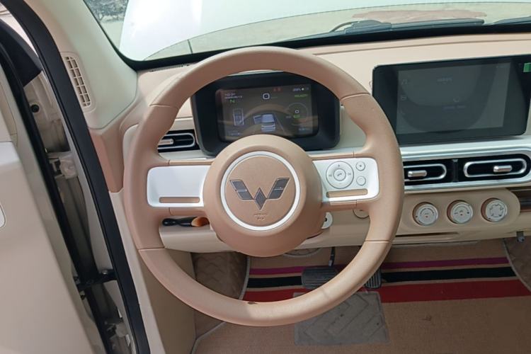 Used Wuling Hongguang MINIEV 2024 3rd Generation 215km Advanced Version Steering Wheel