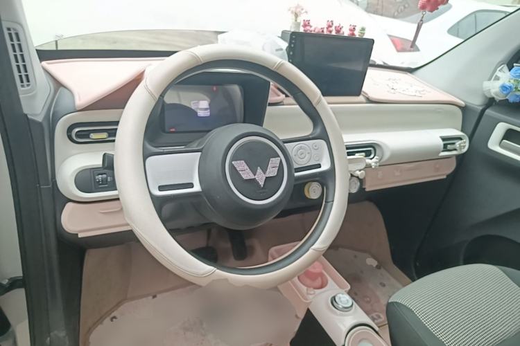 Used Wuling Hongguang MINIEV 2024 3rd Generation 215km Youth Edition Steering Wheel