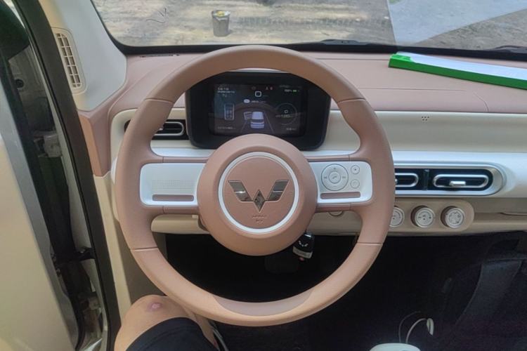 Used Wuling Hongguang MINIEV 2024 3rd Generation 215km Youth Edition Steering Wheel