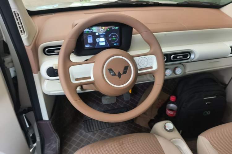 Used Wuling Hongguang MINIEV 2024 3rd Generation 215km Youth Edition Steering Wheel