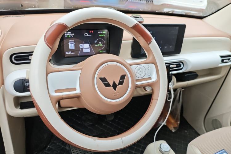Used Wuling Hongguang MINIEV 2024 3rd Generation 215km Advanced Version Steering Wheel