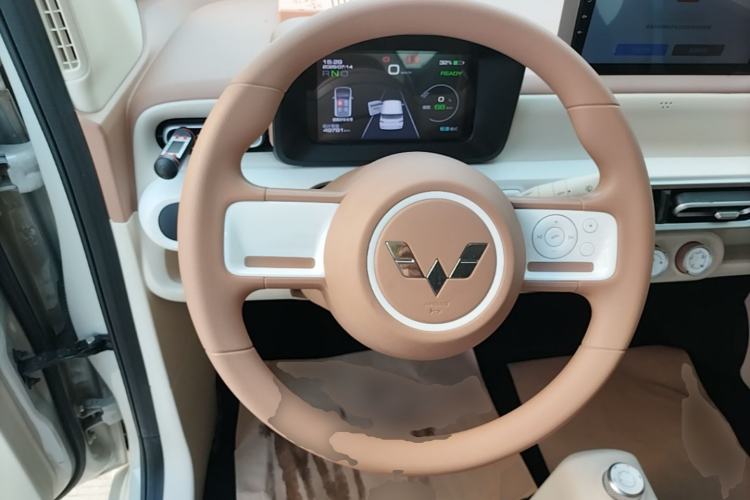 Used Wuling Hongguang MINIEV 2024 3rd Generation 215km Youth Edition Steering Wheel