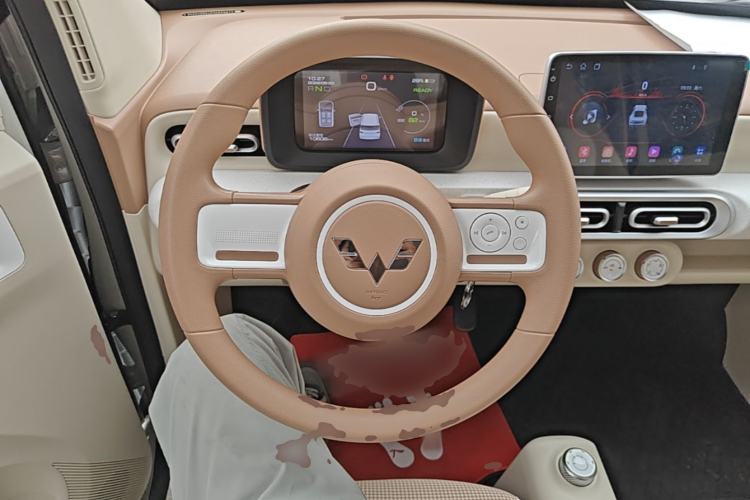 Used Wuling Hongguang MINIEV 2024 3rd Generation 215km Youth Edition Steering Wheel