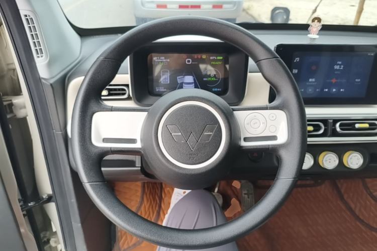 Used Wuling Hongguang MINIEV 2024 3rd Generation 215km Advanced Version Steering Wheel