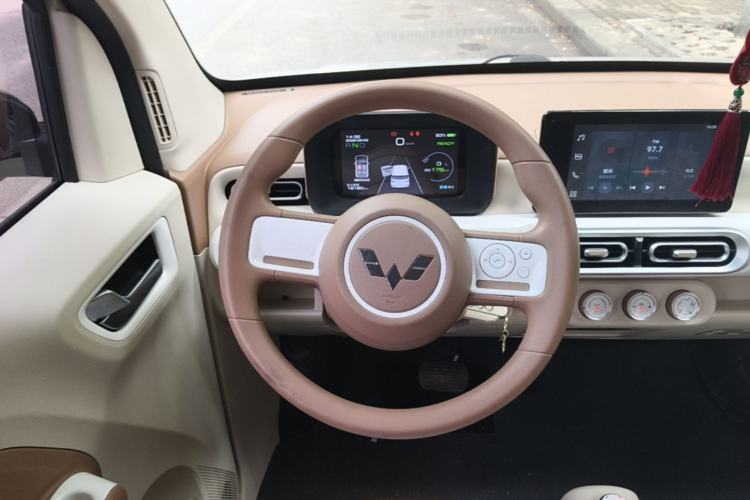 Used Wuling Hongguang MINIEV 2024 3rd Generation 215km Advanced Version Steering Wheel