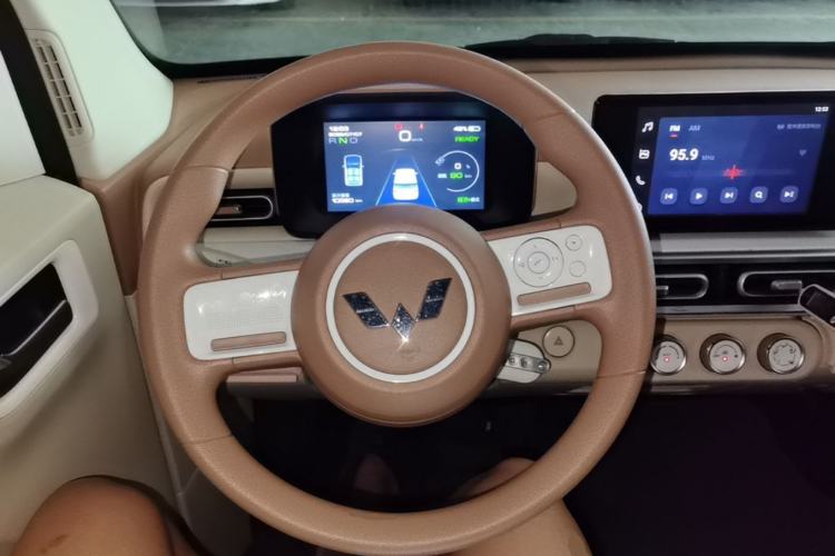 Used Wuling Hongguang MINIEV 2024 3rd Generation 215km Advanced Version Steering Wheel