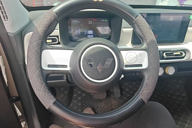 Used Wuling Hongguang MINIEV 2024 3rd Generation 215km Youth Edition Steering Wheel