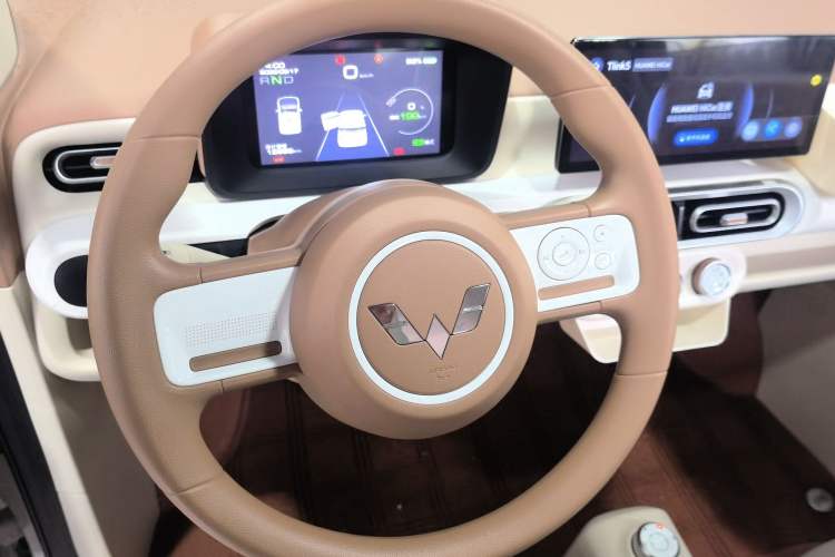 Used Wuling Hongguang MINIEV 2024 3rd Generation 215km Youth Edition Steering Wheel