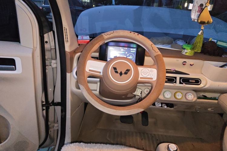 Used Wuling Hongguang MINIEV 2024 3rd Generation 215km Youth Edition Steering Wheel