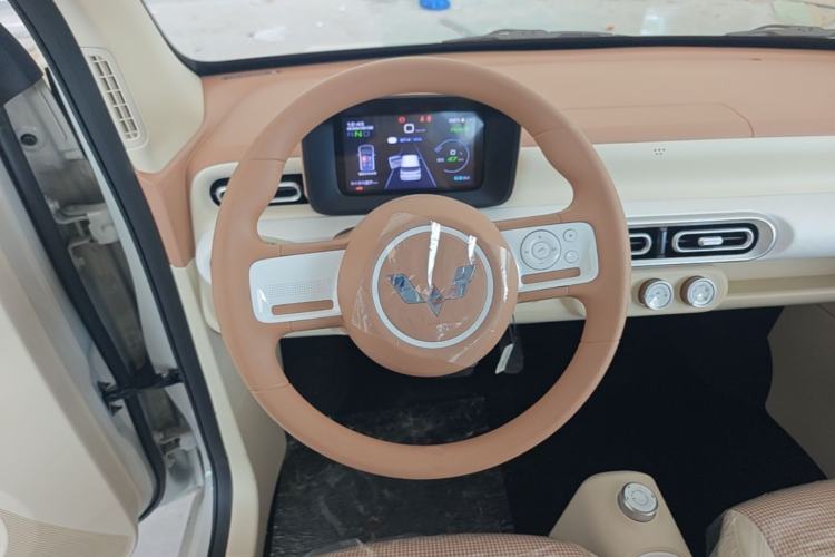 Used Wuling Hongguang MINIEV 2024 3rd Generation 215km Youth Edition Steering Wheel