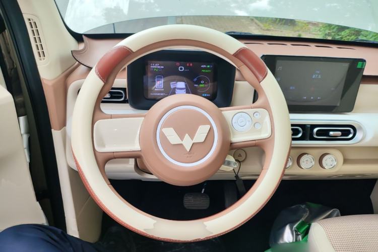 Used Wuling Hongguang MINIEV 2024 3rd Generation 215km Advanced Version Steering Wheel