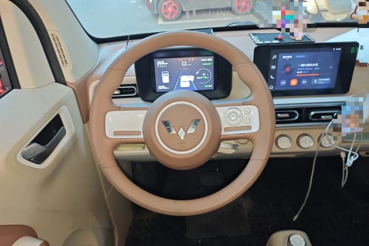 Used Wuling Hongguang MINIEV 2024 3rd Generation 215km Advanced Version Steering Wheel
