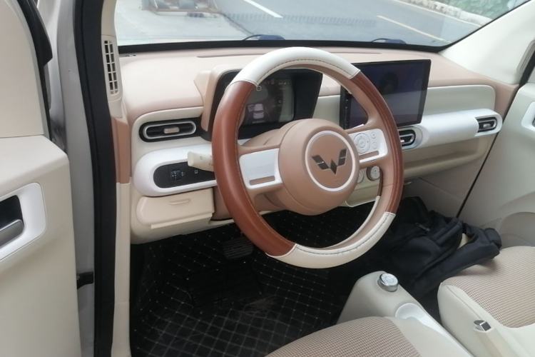 Used Wuling Hongguang MINIEV 2024 3rd Generation 215km Youth Edition Steering Wheel