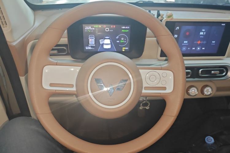 Used Wuling Hongguang MINIEV 2024 3rd Generation 215km Advanced Version Steering Wheel