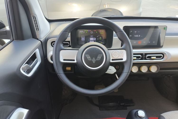 Used Wuling Hongguang MINIEV 2024 3rd Generation 215km Advanced Version Steering Wheel