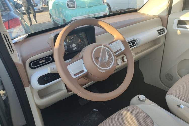 Used Wuling Hongguang MINIEV 2024 3rd Generation 215km Youth Edition Steering Wheel