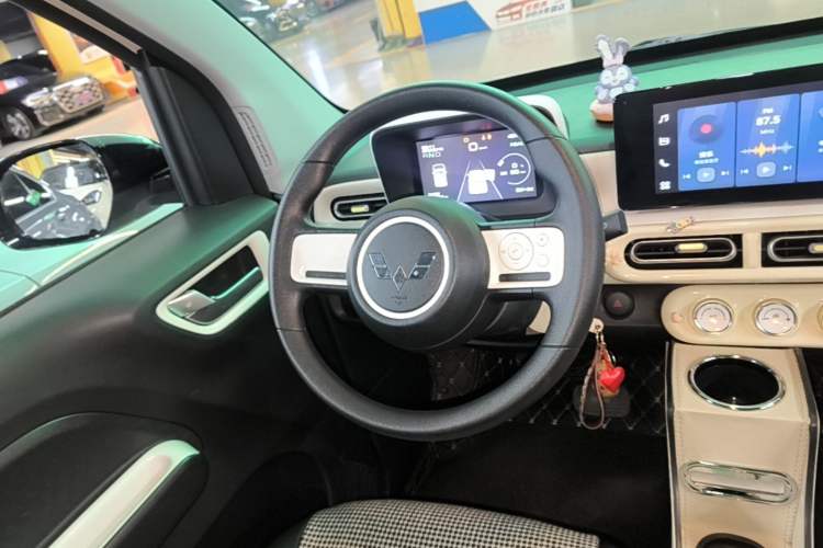 Used Wuling Hongguang MINIEV 2024 3rd Generation 215km Advanced Version Steering Wheel