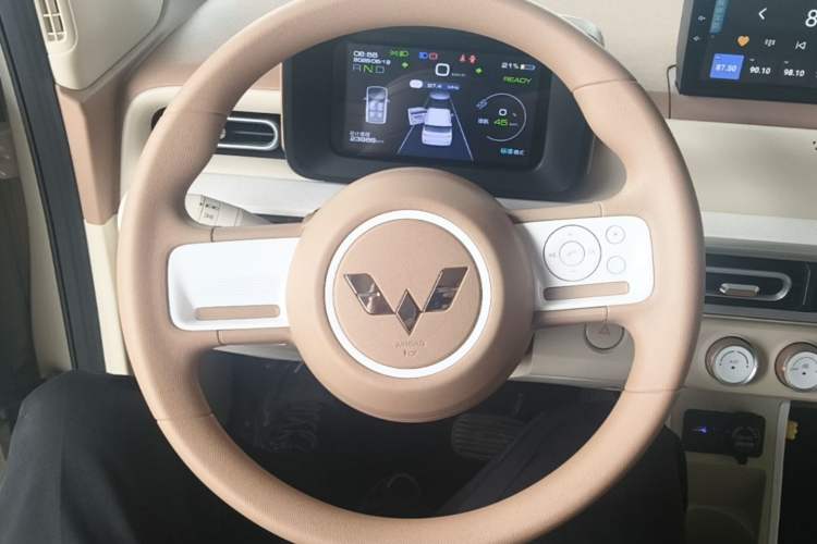 Used Wuling Hongguang MINIEV 2024 3rd Generation 215km Youth Edition Steering Wheel